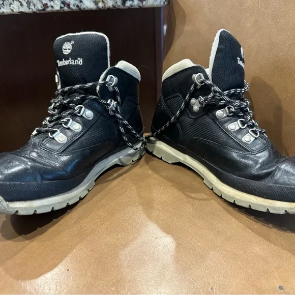 Timberland Black and Tan Euro Hiker Boots women’s boots 6M - Picture 4 of 11